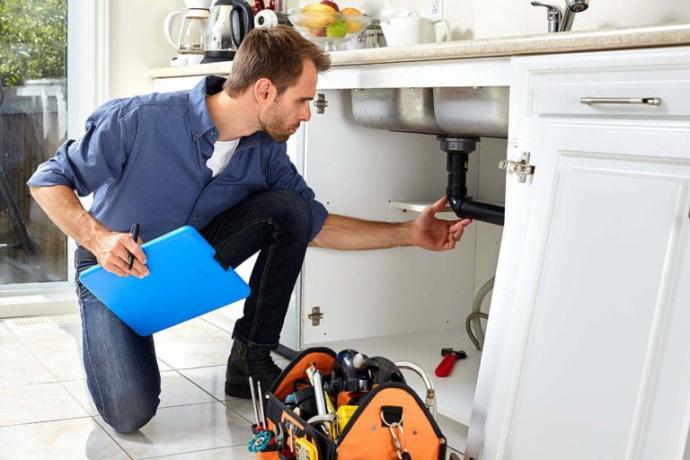 Read more about the article A Homebuyer’s Guide to Plumbing Inspection