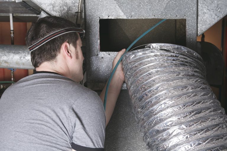 Read more about the article Cleaning Your Air Ducts