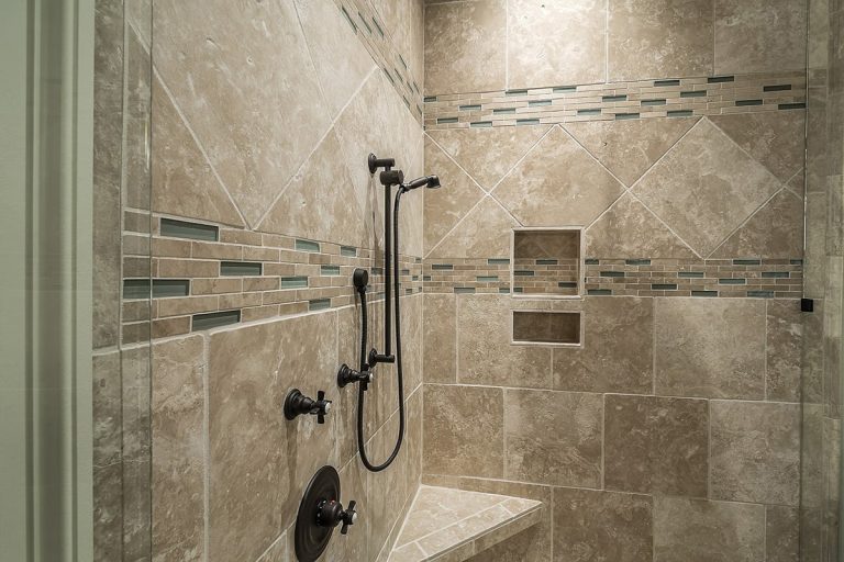 Read more about the article 4 Common Reasons For Low Water Pressure In Your Shower